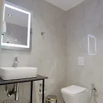Vola מלון
