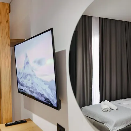 Vola Hotell Sarandë