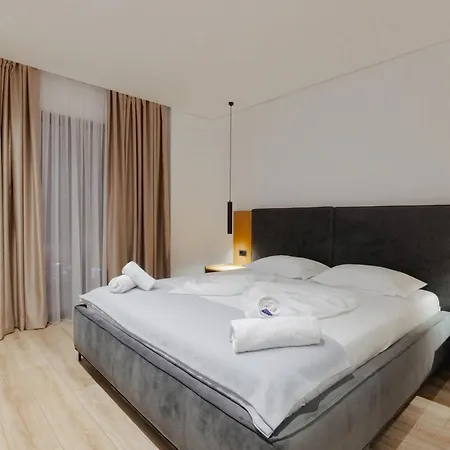 Vola 4* Sarandë