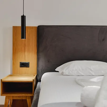 Hotel Vola 4*