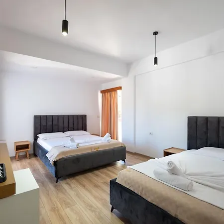 Hotel Vola 4*
