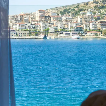 Vola Hotel 4*