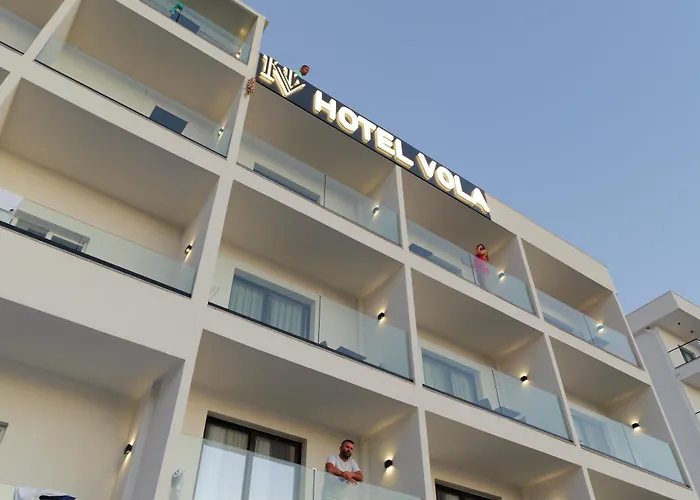 Vola Hotel 4*