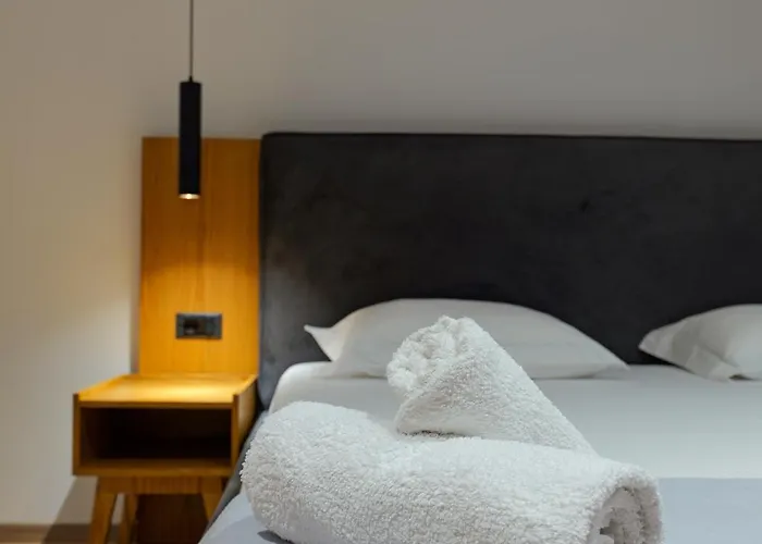 Vola Hotel