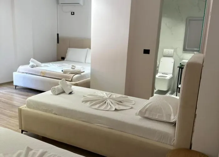 Vola Hotel 4*