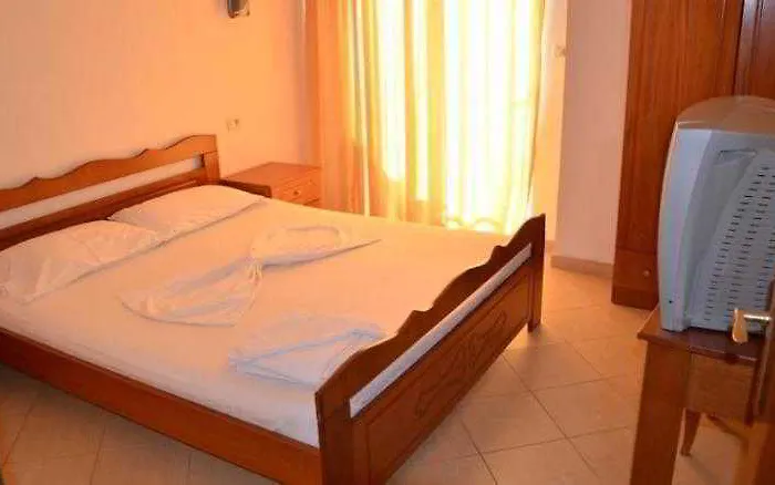 Vola Hotel Saranda